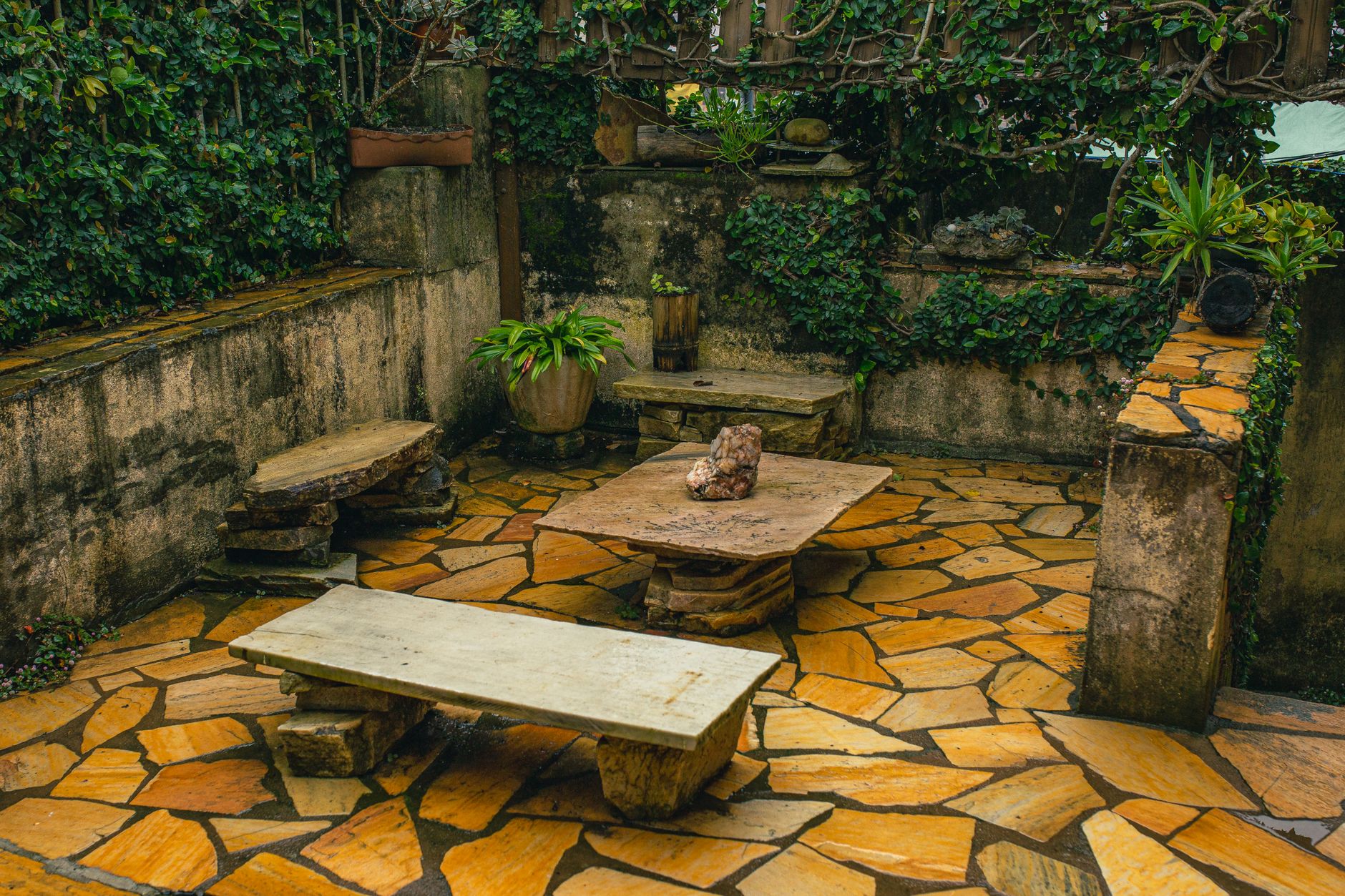 Landscaper services in Wolverhampton, SJS Landscaping Limited
