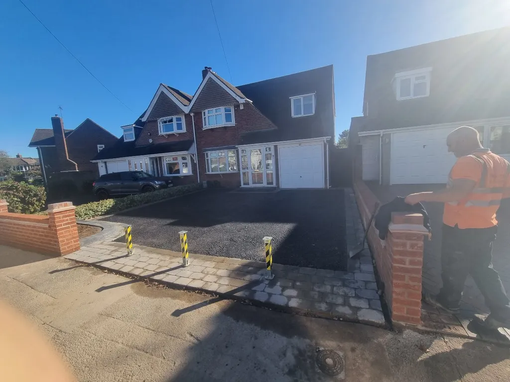 Tarmac driveway with telescopic posts in Aldridge