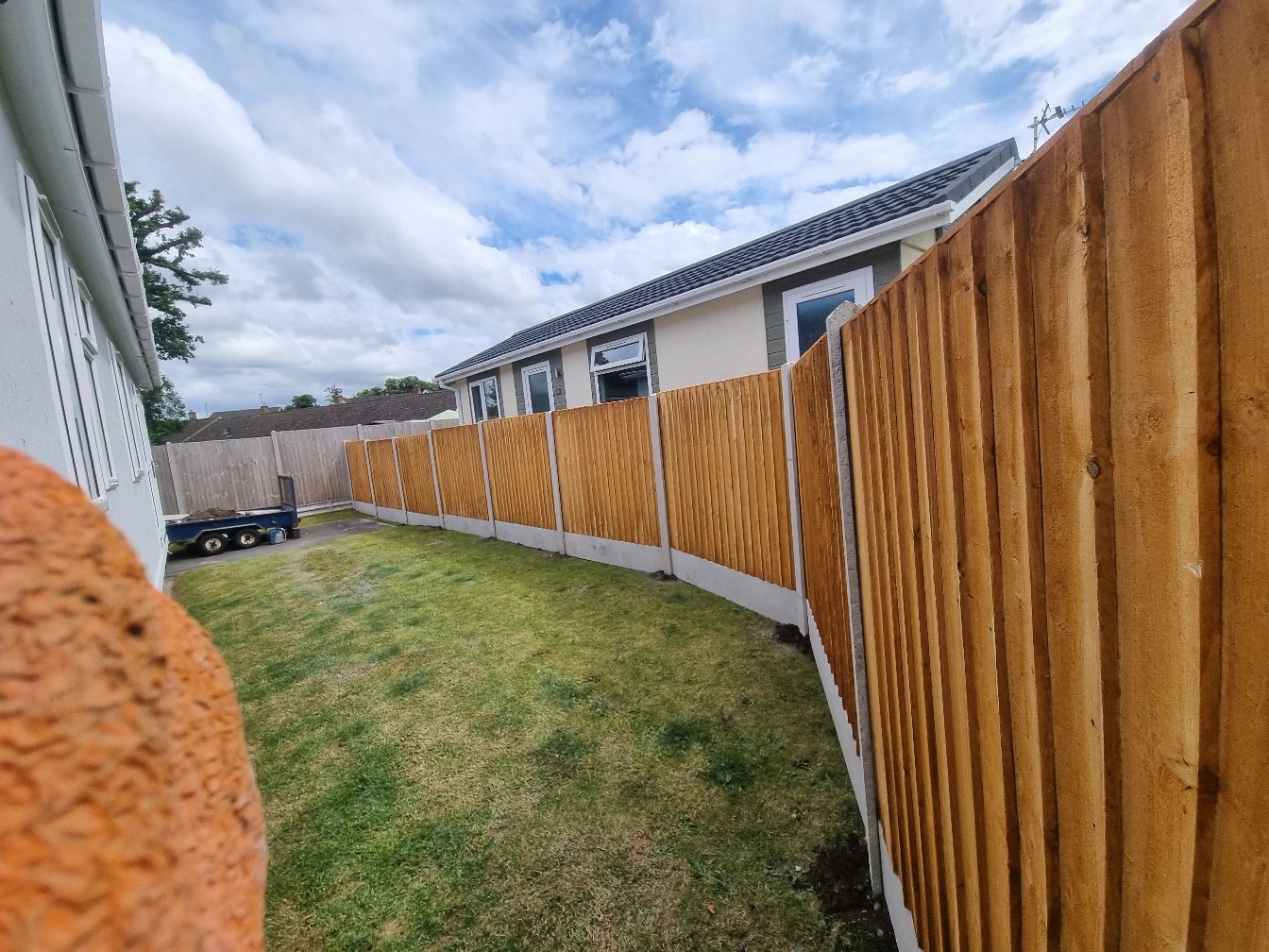 New closeboard fence panels on concrete posts