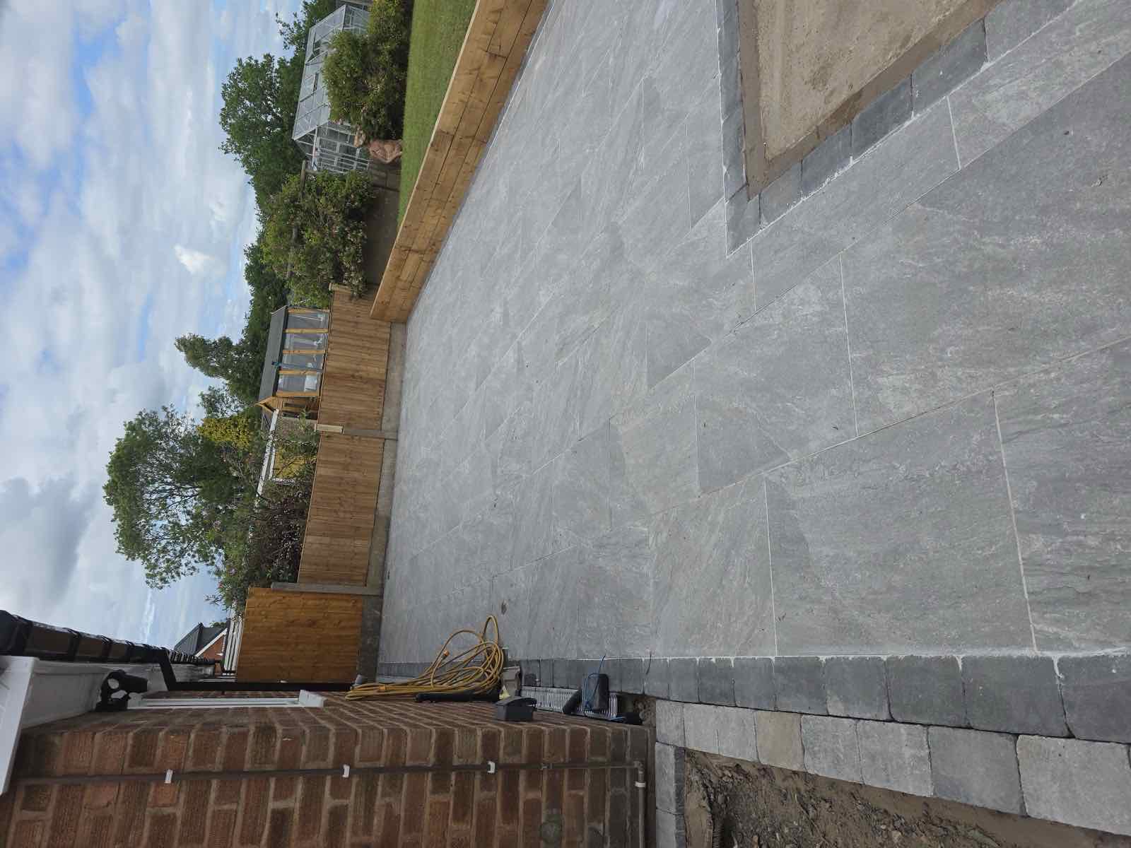 Porcelain Slabs & Charcoal Blocks - Great Wryley